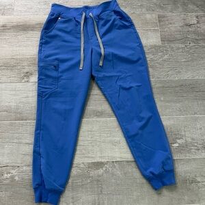Figs Women’s High Waisted Zamora Jogger Scrub Pants. Size M. PO 2437